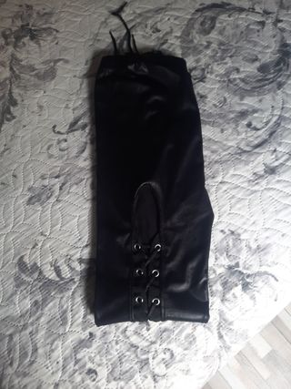 Leggings negros con cordones