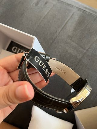 Reloj Guess Negro