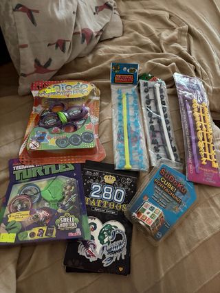 Lotto giochi bimbo/a 5+ anni