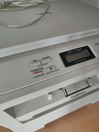 Impresora Láser Brother DCP-7055W Blanca
