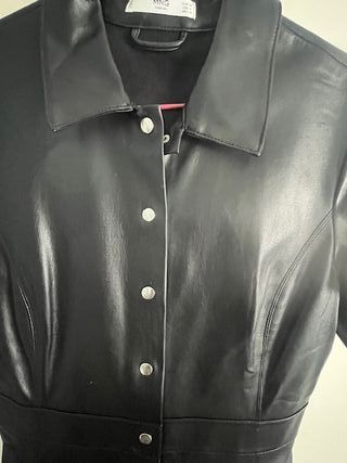Vestido camisero cuero negro Mango