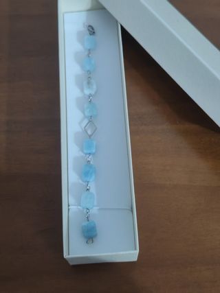 Bracciale in acciaio e pietra azzurra