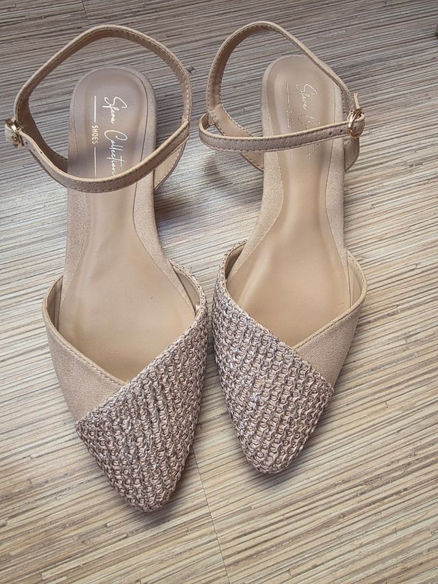 Sandalias Sfera Collection Beige NUEVAS talla 39