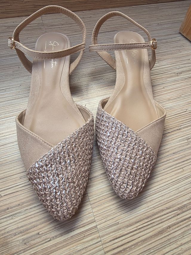 Sandalias Sfera Collection Beige NUEVAS talla 39
