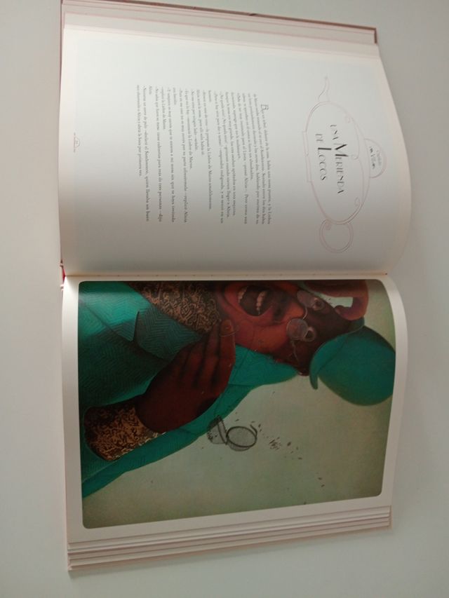 Alicia en el País de las Maravillas (Spanish Ed...