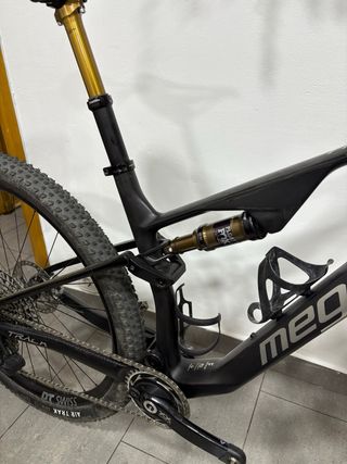 Megamo Track 2024 R120 talla M