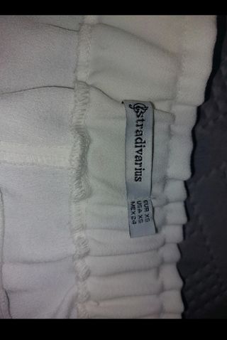 Pantalón Blanco Stradivarius Talla XS