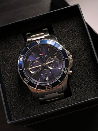 Reloj Tommy Hilfiger Azul y Plateado 43mm