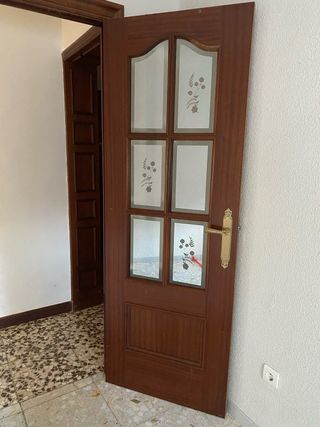 Puerta interior madera