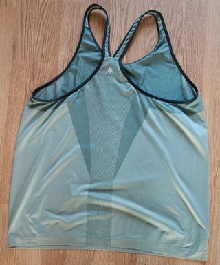 Conjunto deportivo mujer en color verde talla L
