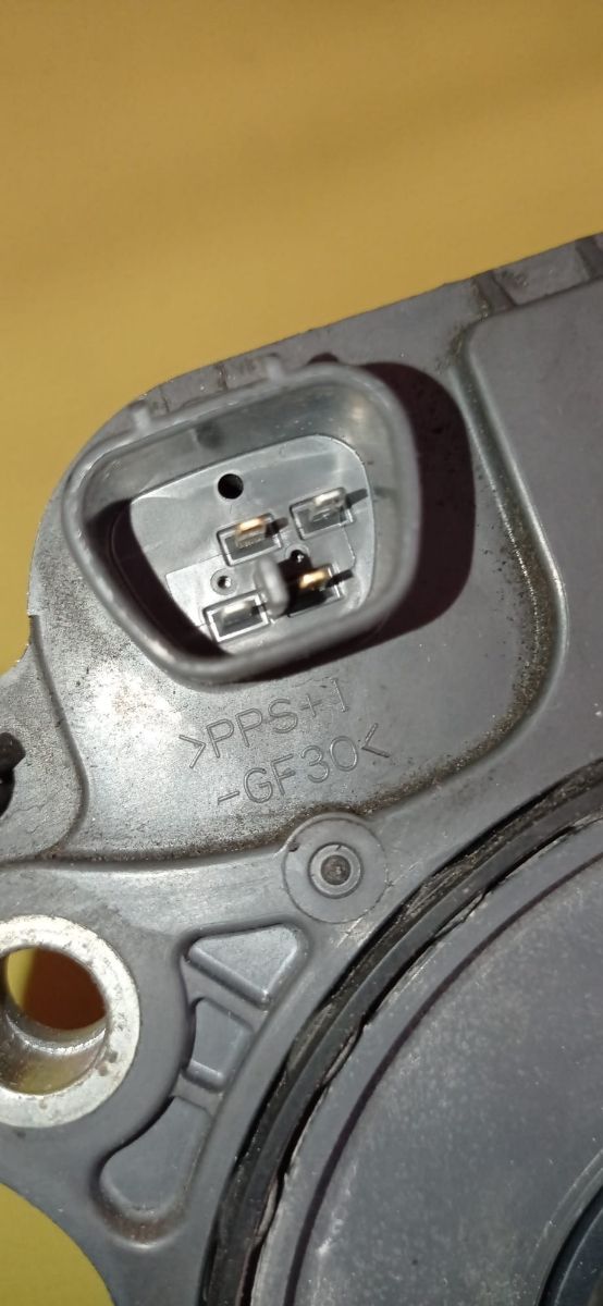 Bomba agua Toyota Híbrido eléctrico Gasolina. 