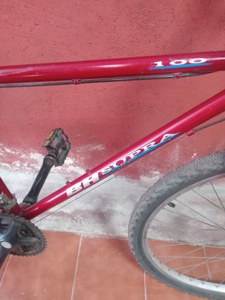 Bicicleta BH supra de  26 "Roja