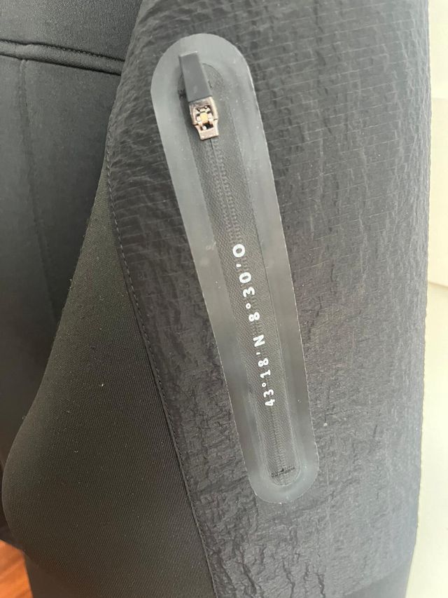 Chamarra Zara Neopreno Negra Talla M