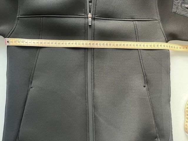 Chamarra Zara Neopreno Negra Talla M