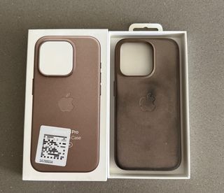 Para iPhone 15 pro.