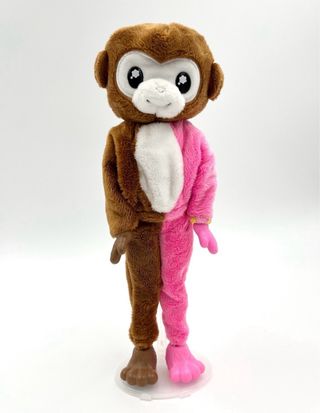 Bambola Barbie Cutie Reveal con costume in peluche da scimmia