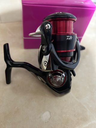 Carrete Daiwa Fuego 2500