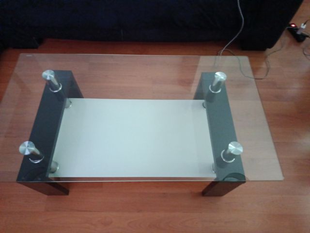 Mesa de centro cristal blanco y negro