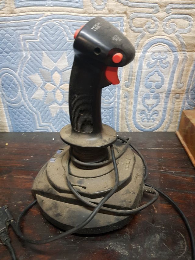 Joystick Typhoon