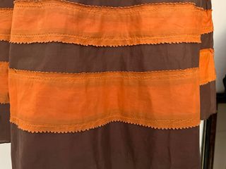 Falda de algodón bordada