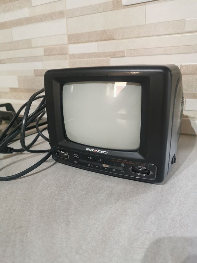 Televisore portatile vintage IRRADIO nero