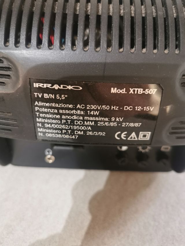 Televisore portatile vintage IRRADIO nero