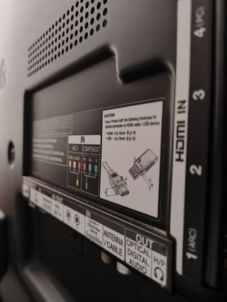 Televisor LG 37 LS575S