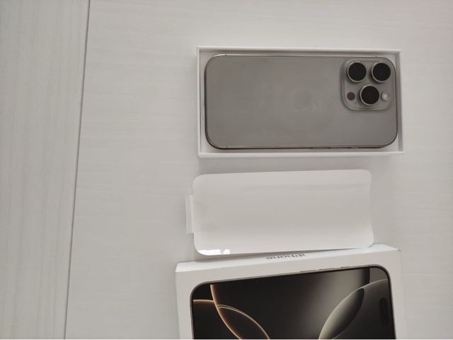 iPhone 16 Pro 256GB Negro Como Nuevo