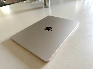 MacBook Air M2 13 512GB 16GB RAM Plata