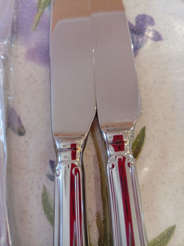 12 
Coltello da tavola inox cm 23