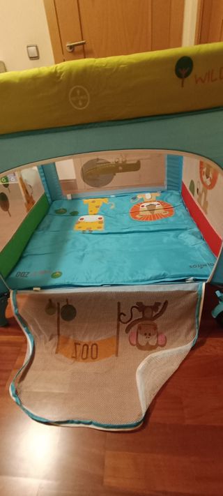 Parque infantil Olmitos para bebés.