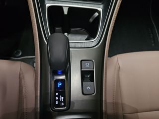 Lexus LBX 1.5 136cv HEV Elegant+