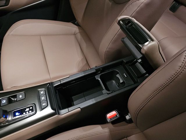 Lexus LBX 1.5 136cv HEV Elegant+