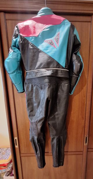 Mono Dainese Cuero Mujer