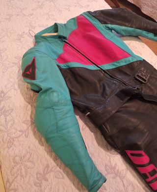 Mono Dainese Cuero Mujer