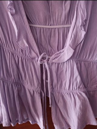 Camisa fruncida manga larga morada