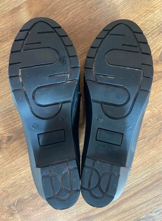Zapatos de tacón de piel negros talla 37