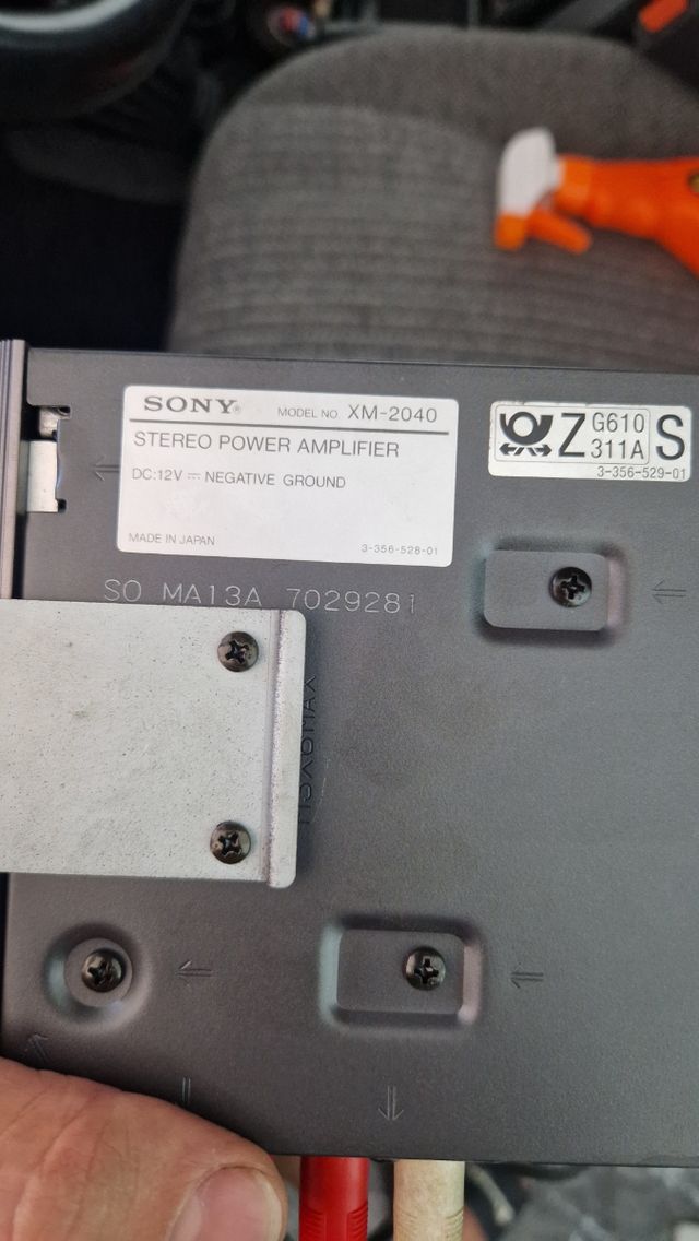 Amplificador Sony XM-2040