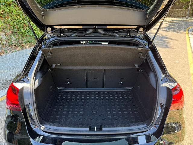 Mercedes-Benz Clase A 200 AMG Line 177cv