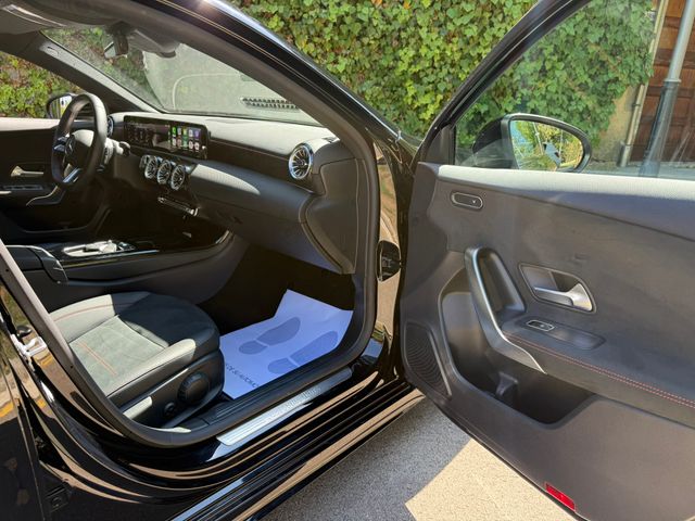 Mercedes-Benz Clase A 200 AMG Line 177cv