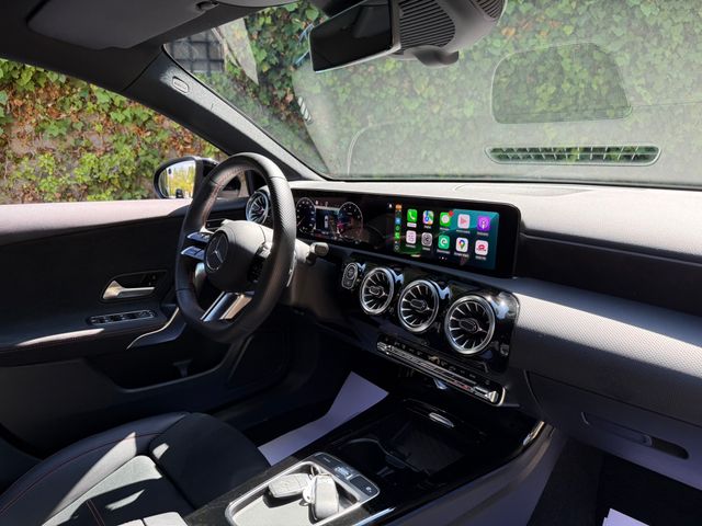 Mercedes-Benz Clase A 200 AMG Line 177cv