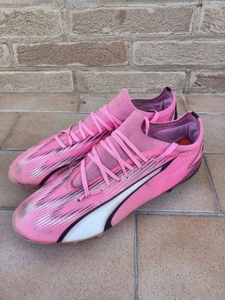 Scarpe da calcio Puma rosa