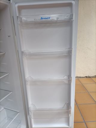 Nevera Benavent 1.45m x  55cm x 55cm