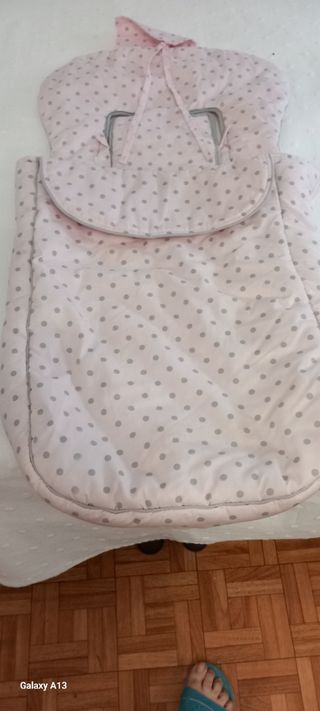 Saco para silla de bebé, rosa con topitos