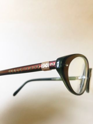 3-008-Montatura ESCADA ovali marroni nuovi 90