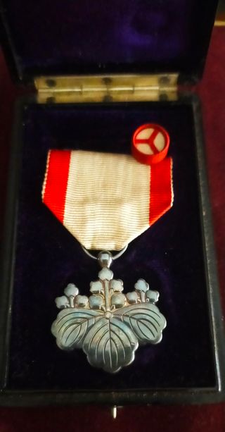 Medalla Orden del Sol Naciente Japonesa