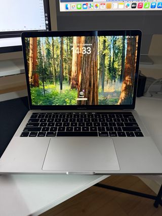 MacBook Pro 13” 2019 Plata