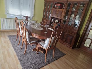 Mesa comedor y 4 sillas madera