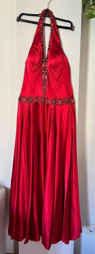 Vestido de fiesta rojo con pedrería talla 36-38