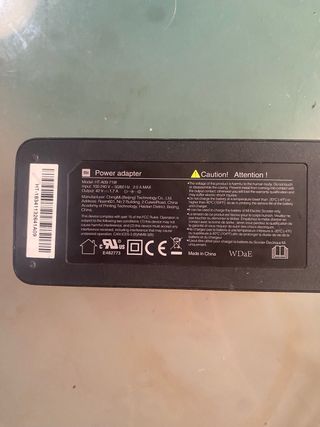 Cargador Xiaomi Patinete Eléctrico